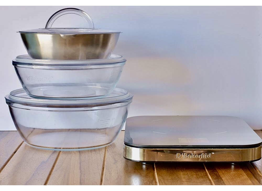 DBakerAid Smart Hub with Multi-Use Bowls: 2.5L,4.5L Borosilicate and 1.65L Stainless Steel with Lids